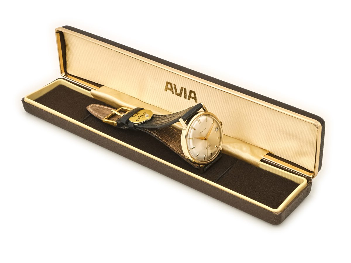 Avia Cal.E4 9ct Incabloc c1960 Vintage Gold Watches